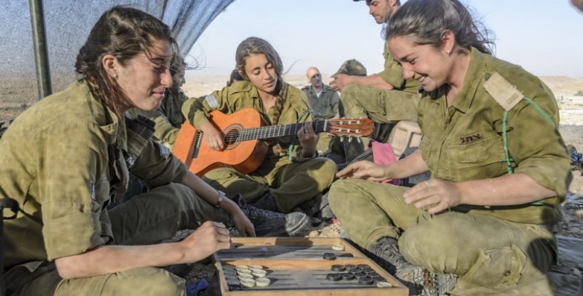 8 things strictly forbidden to IDF soldiers 8 things strictly forbidden to IDF soldiers