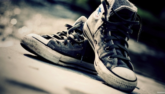 8 useful alternative Ways to Use scotch tape