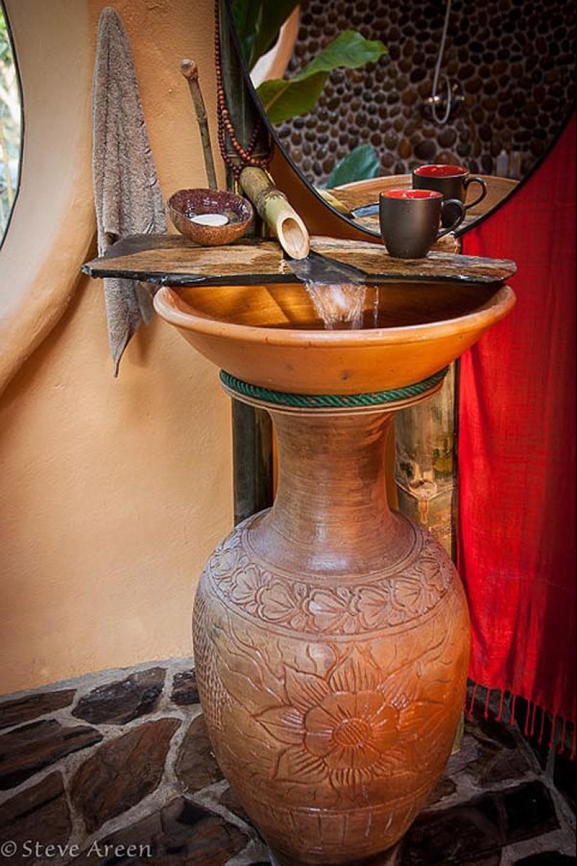 A man built his dream house in a month and a half, spending only $ 9,000