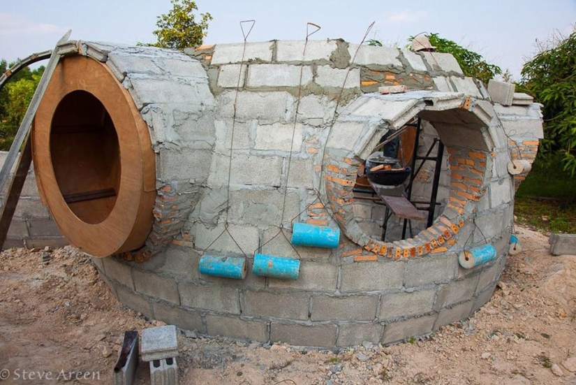 A man built his dream house in a month and a half, spending only $ 9,000
