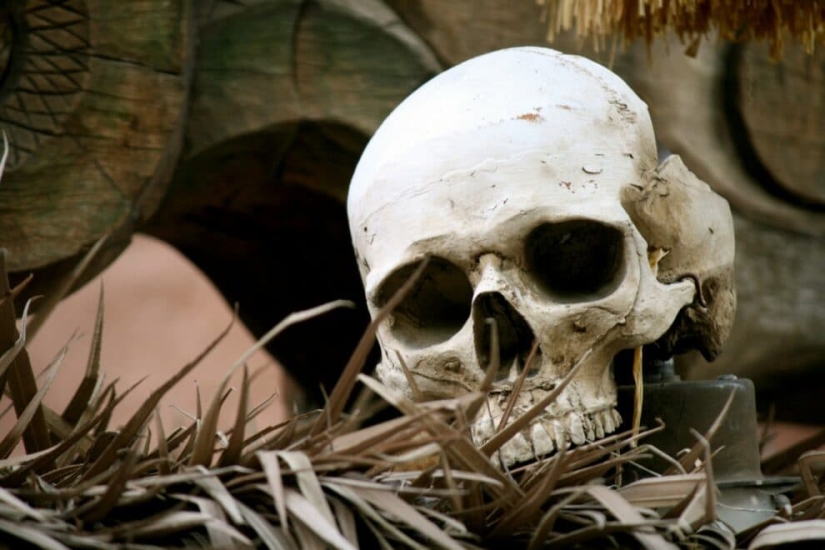 A Martian funeral, or What cemeteries on the Red Planet will look like A Martian funeral, or What cemeteries on the Red Planet will look like