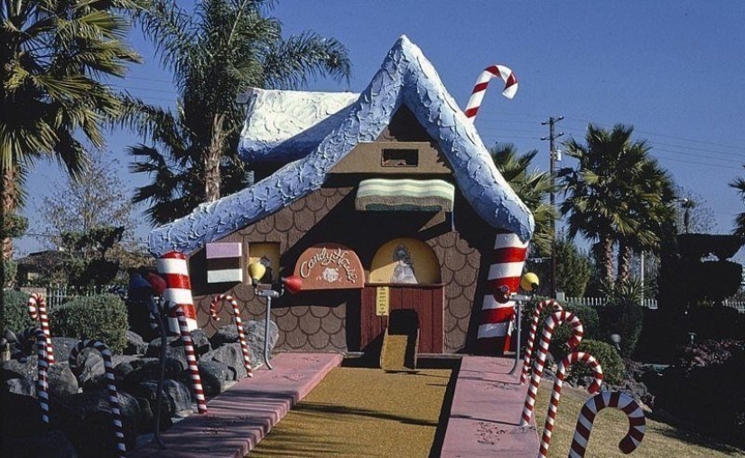 A nivel de comercialización de los 80: el fotógrafo pasó 40 años en busca de la carretera de establecimientos con diseño único A nivel de comercialización de los 80: el fotógrafo pasó 40 años en busca de la carretera de establecimientos con diseño único