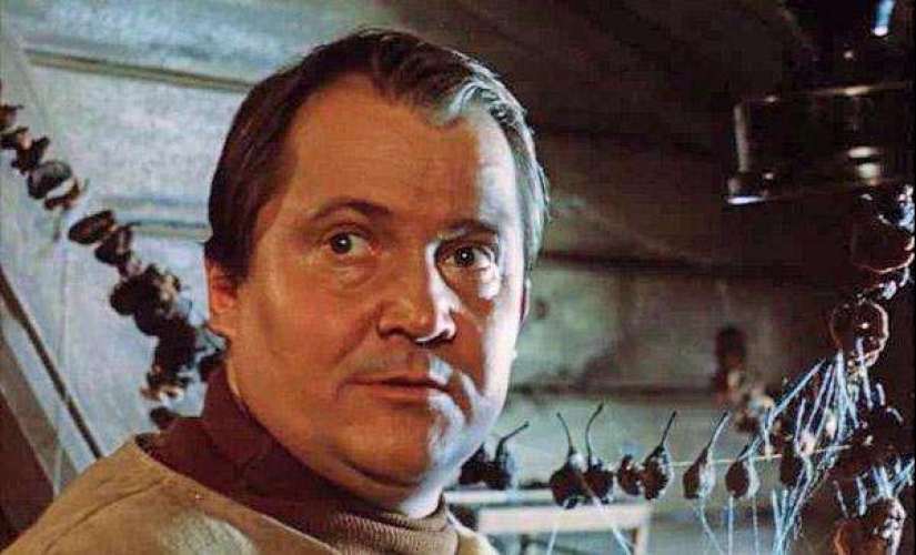 A quarrel between the actors, threatening the shooting of the Soviet blockbusters