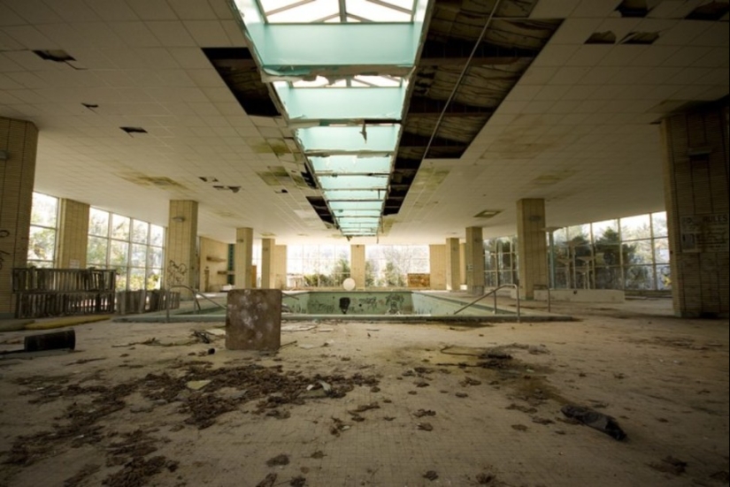 A world without humans: 35 frightening and beautiful sabrosas