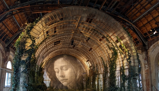 Abandonment as an immersive art: "Time" by street art artist Rone