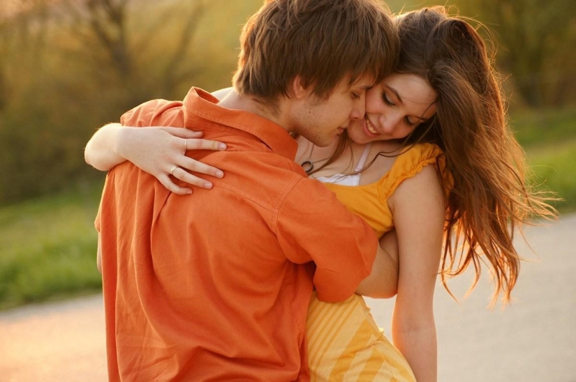 About the benefits of hugs