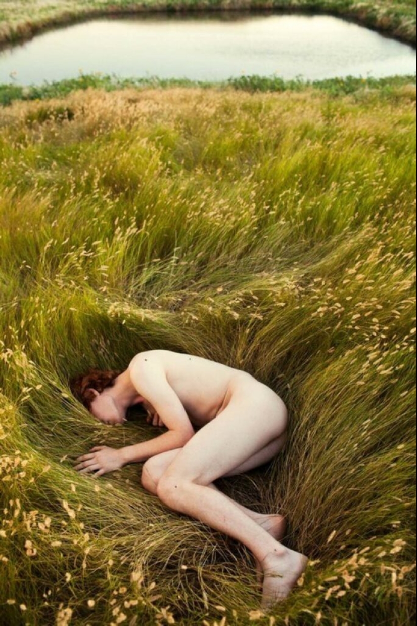 Action, nature, nudity: three secrets of Ryan McGinley's photography Action, nature, nudity: three secrets of Ryan McGinley's photography