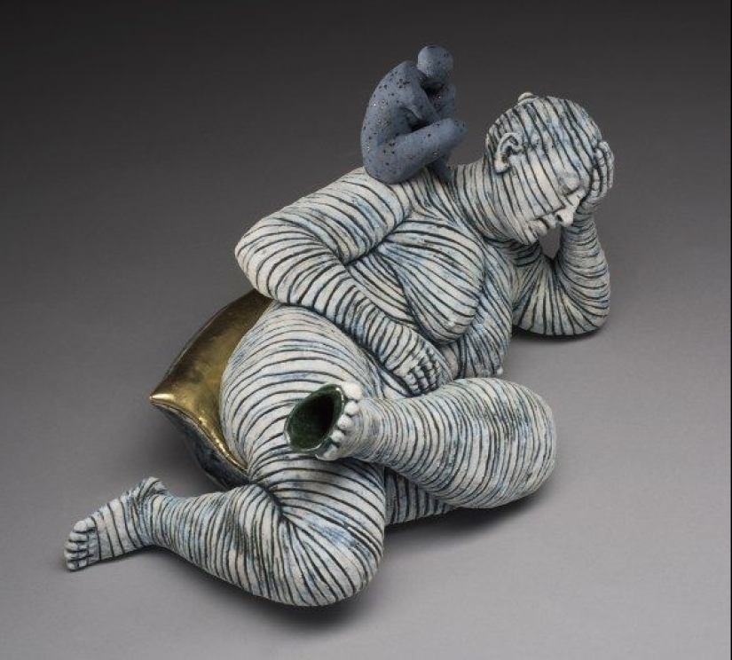 Adrián Arleo y su cerámica poética que combina al hombre y la naturaleza Adrián Arleo y su cerámica poética que combina al hombre y la naturaleza