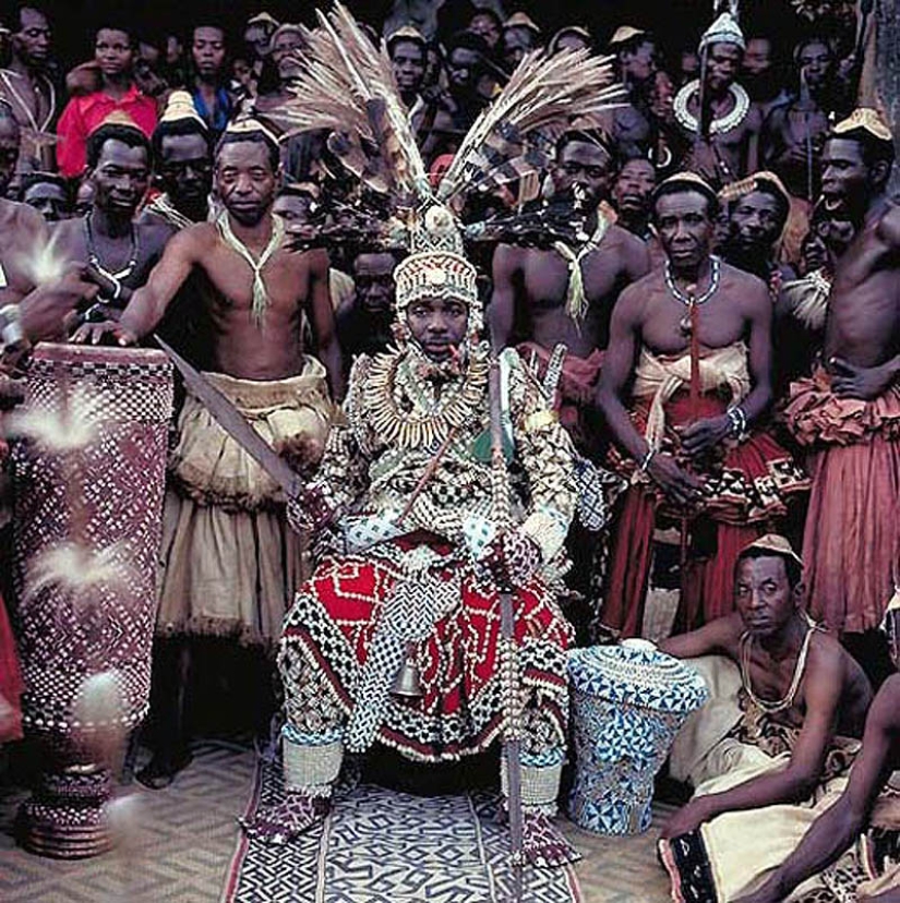 African kings - photographs of a vanishing era