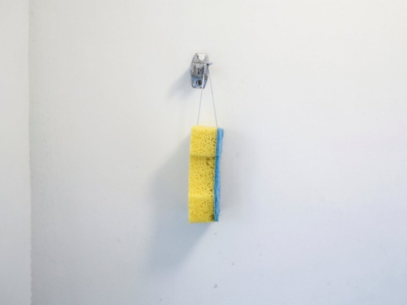 Al menos la pelota está rodando: apartamentos dolorosamente vacíos de minimalistas japoneses