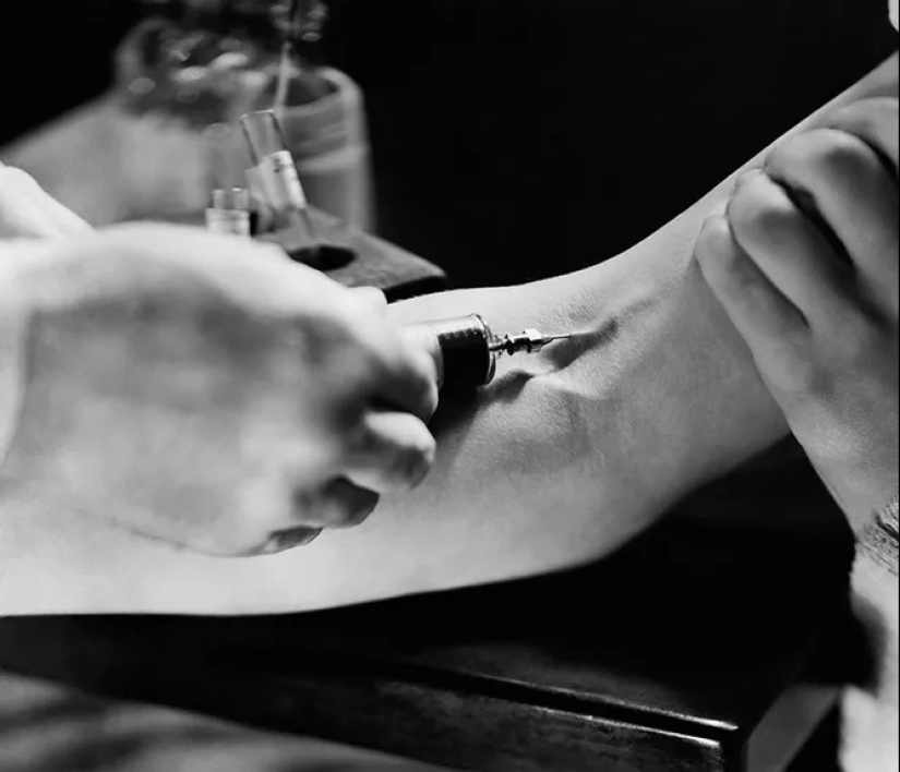 Alcoholism and treatment with mercury: how women lived in the Russian public houses of the XIX century Alcoholism and treatment with mercury: how women lived in the Russian public houses of the XIX century