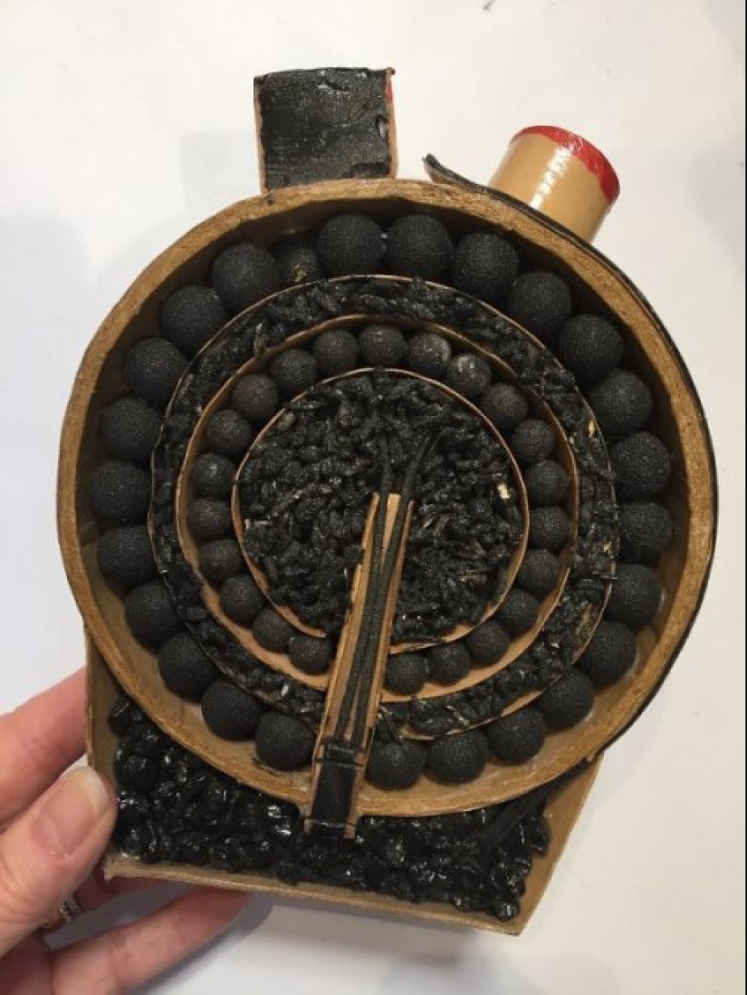 An inside look: 15 photos that show how it works An inside look: 15 photos that show how it works