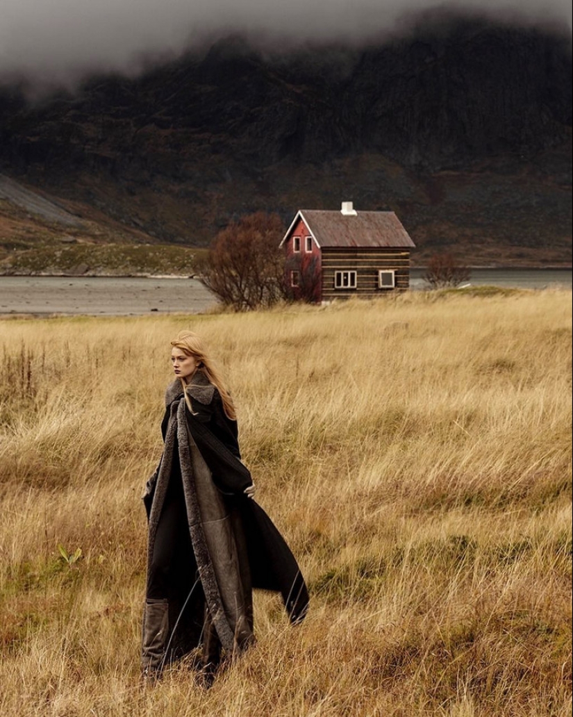 Andrea Varani is a master of the lens who combines travel and fashion photography