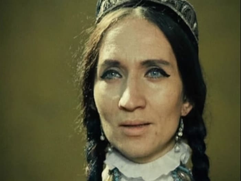 Another ending and the refusal to shoot naked: what remained behind the scenes of the filming of "White Sun of the Desert"