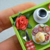 Appetizing miniatures from an Israeli master