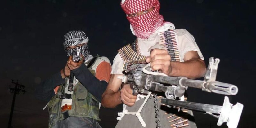 Arafatka: how Arab head scarf has won the love of the military and fashionistas of the planet Arafatka: how Arab head scarf has won the love of the military and fashionistas of the planet