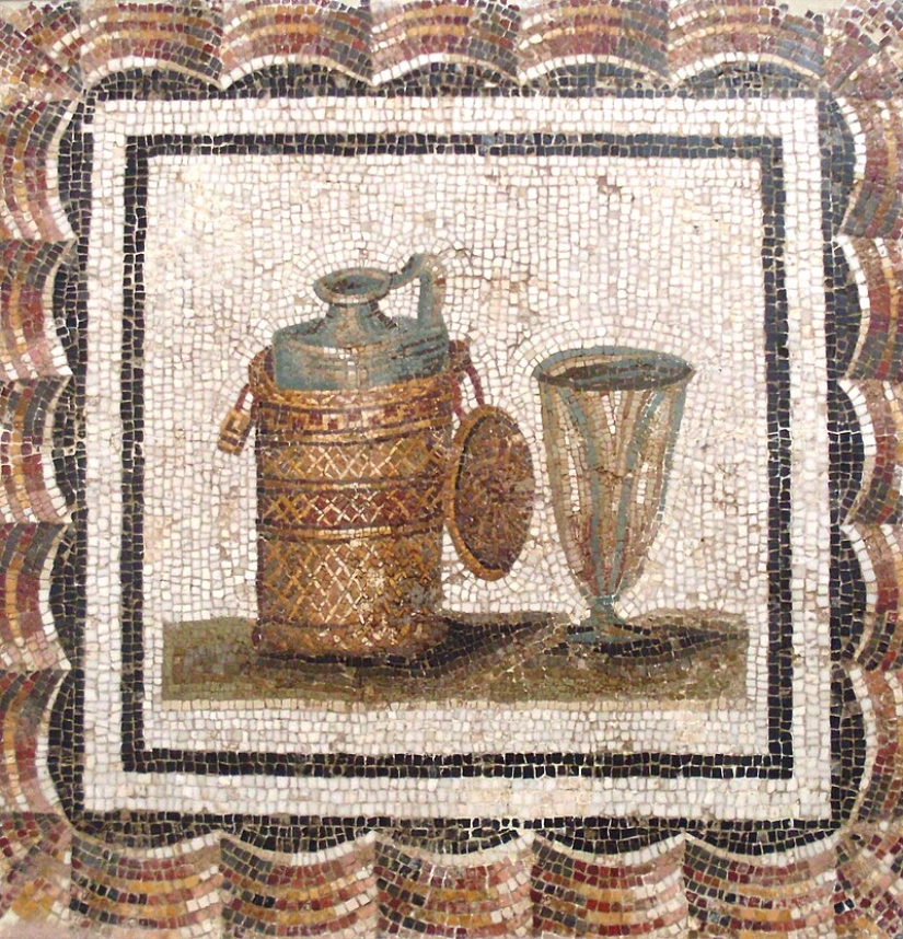 Archaeologists have revealed what the wine of the ancient Romans tasted like. Archaeologists have revealed what the wine of the ancient Romans tasted like.