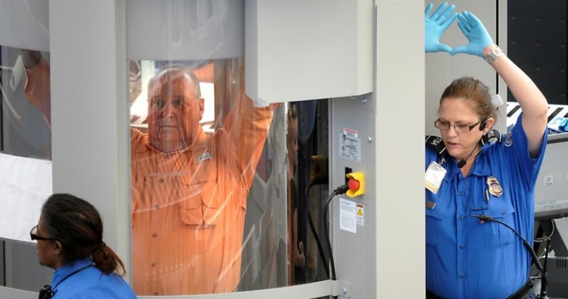 Are you bringing a plastic bag? World customs, where you may unexpectedly find yourself a criminal