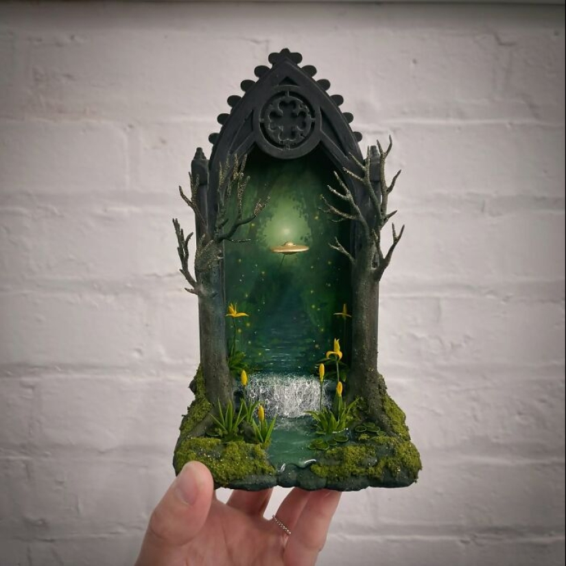 Artista construye dioramas fantásticos que parecen sacados de un cuento de hadas de ciencia ficción