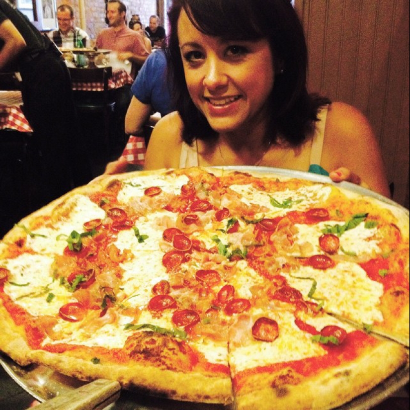 As it turns out, waiters and cooks take revenge on customers As it turns out, waiters and cooks take revenge on customers