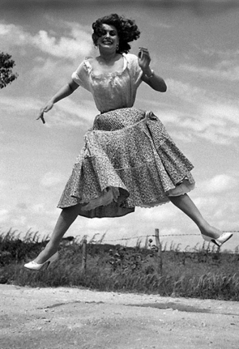 As Philippe Halsman experimented on celebrities