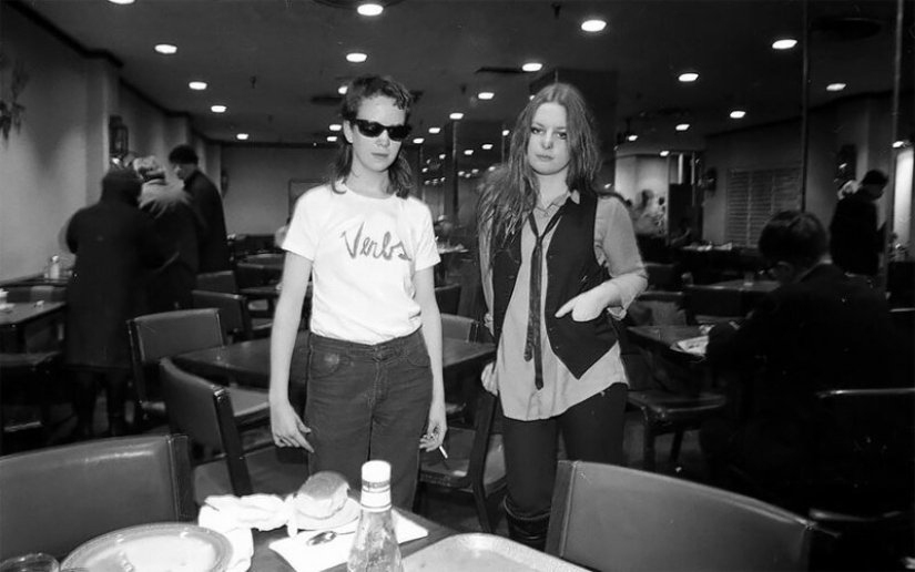 "Atypical girls": representatives of the punk movement from the 70s to the 90s "Atypical girls": representatives of the punk movement from the 70s to the 90s