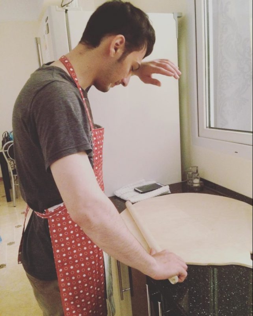 Baborab in action, or How to recognize a henpecked person in a crowd Baborab in action, or How to recognize a henpecked person in a crowd