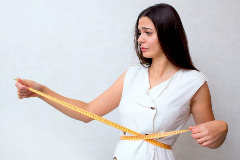 Bad manicure, cellulite and other women's "flaws" that men do not care Bad manicure, cellulite and other women's "flaws" that men do not care