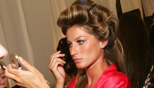 Bad manicure, cellulite and other women's "flaws" that men do not care Bad manicure, cellulite and other women's "flaws" that men do not care