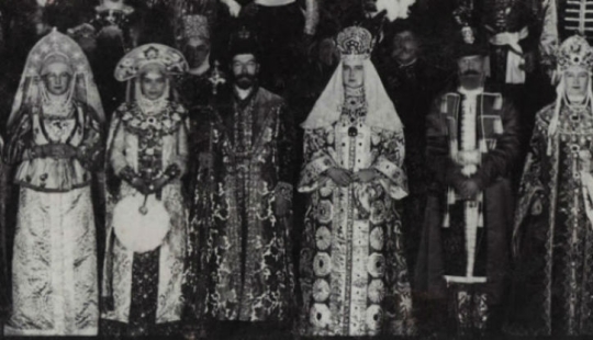 Baile de disfraces de 1903 — el más famoso baile de máscaras último Emperador de Rusia Baile de disfraces de 1903 — el más famoso baile de máscaras último Emperador de Rusia
