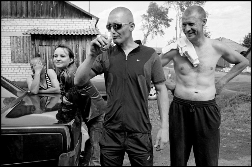 Bandits from the Ural hinterland in the lens of an American photographer