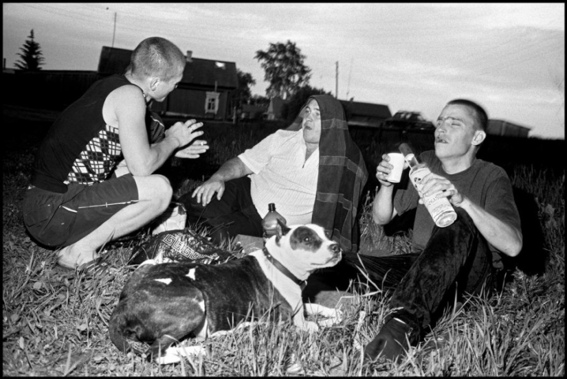 Bandits from the Ural hinterland in the lens of an American photographer