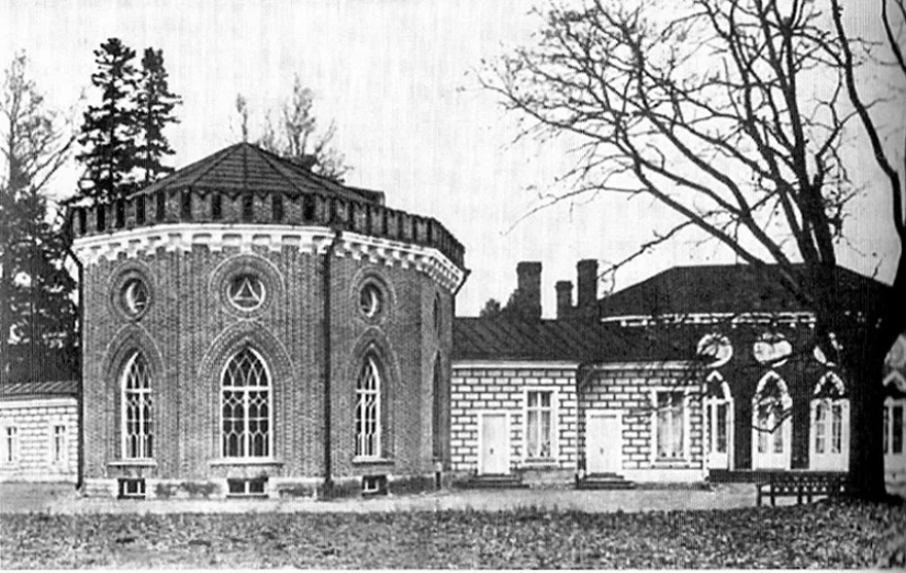 Baño zar: qué secretos esconde un cuenco gigante en un palacio abandonado