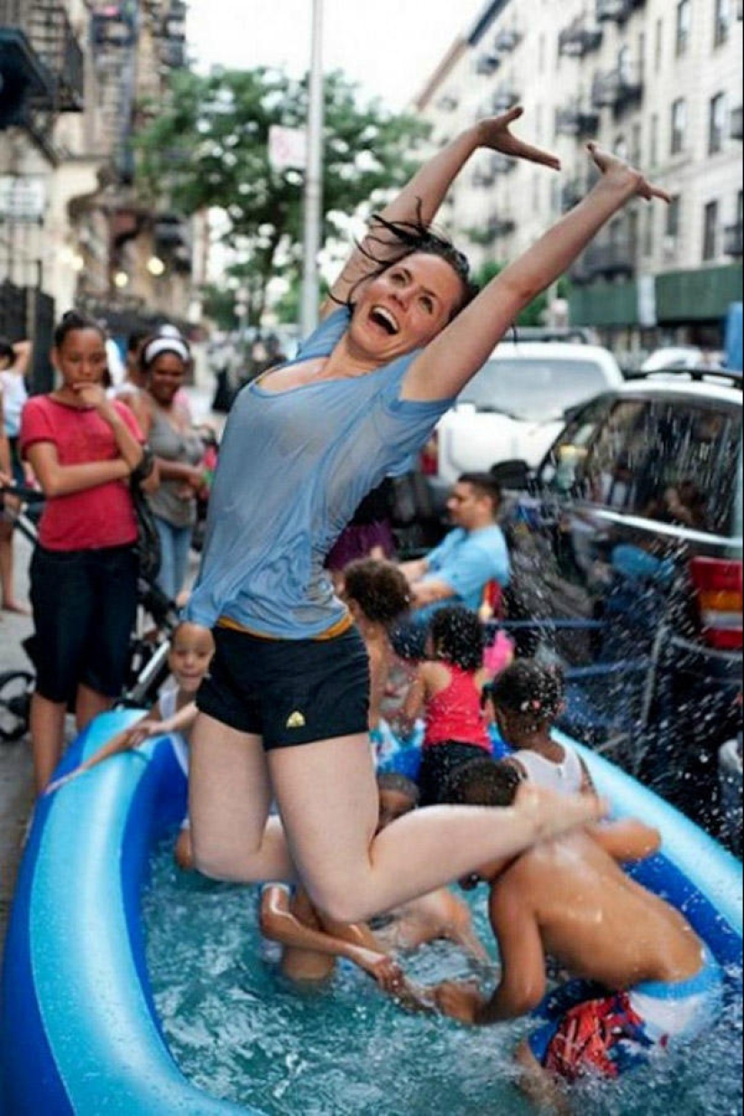 Be happy! The whole world celebrates the Day of Happiness