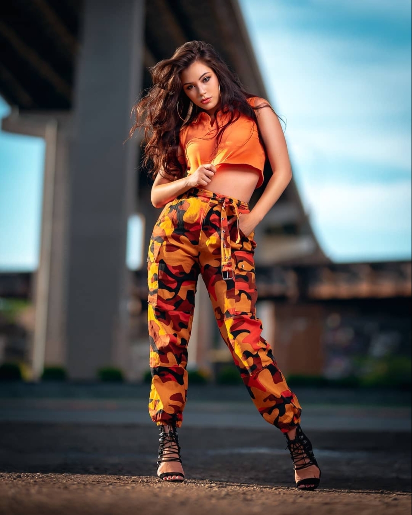 Beautiful photos of girls by Ron Hautau