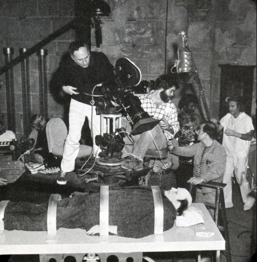 Behind the scenes of famous thrillers and horror films