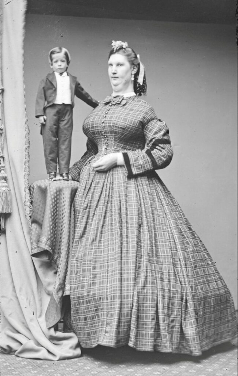 Big Love: The Story of the Tallest Couple in History