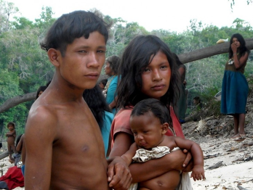 Birahi — una tribu que no duerme. Y por qué después de hablar con ellos un misionero se convirtió en un ateo