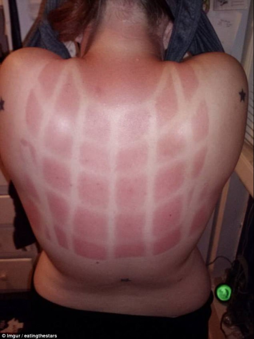 Black on top, white on the bottom — the most failed attempts to tan Black on top, white on the bottom — the most failed attempts to tan