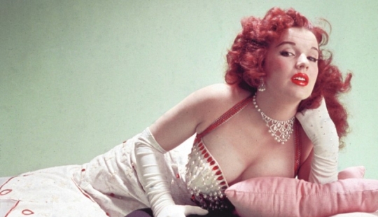 Blaze Starr - the red-haired queen of striptease and scandals