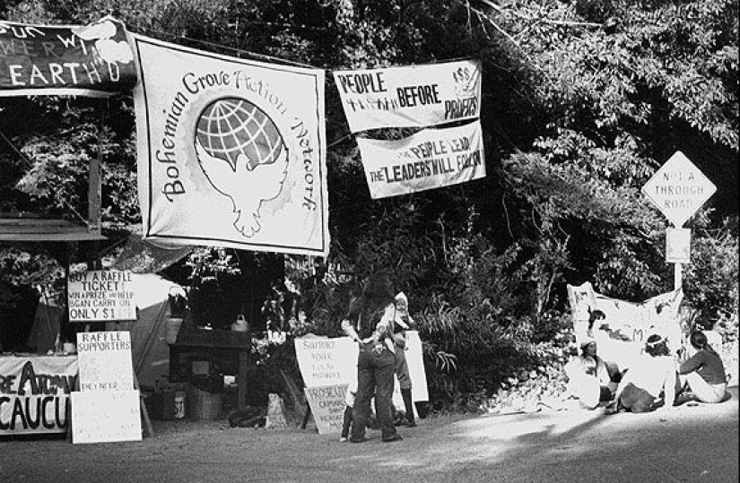 Bohemian Grove: Occult Government of the World, or "Children's Camp" for the Elite? Bohemian Grove: Occult Government of the World, or "Children's Camp" for the Elite?