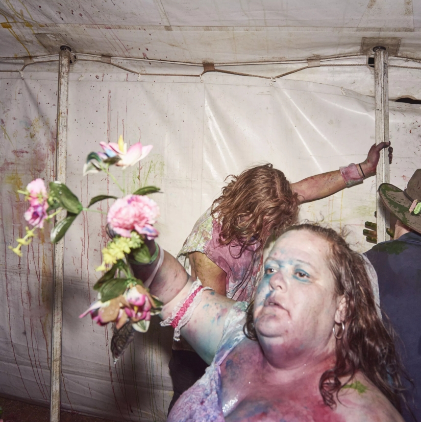 Borrachos bola de licenciatura: cómo los jóvenes del medio rural de Australia está buscando para la segunda mitad