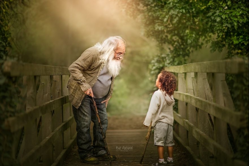 Both old and young: a touching photo project about the connection of the older generation with grandchildren
