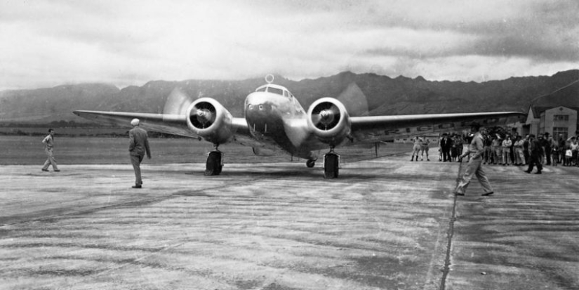 Brave pilot Amelia Earhart: an aviation legend who disappeared in the sky