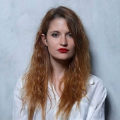 Brazilian photographer took pictures of women before, during and after orgasm