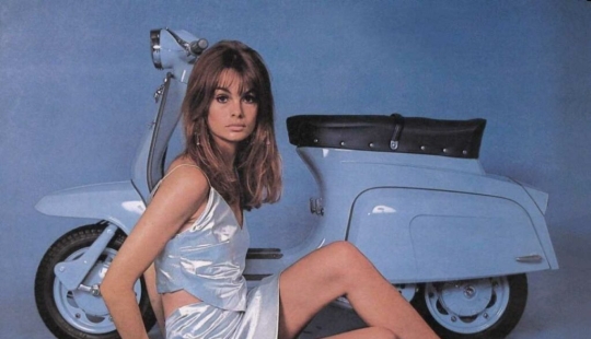 Britain&#39;s First Supermodel: The Story of Jean Shrimpton