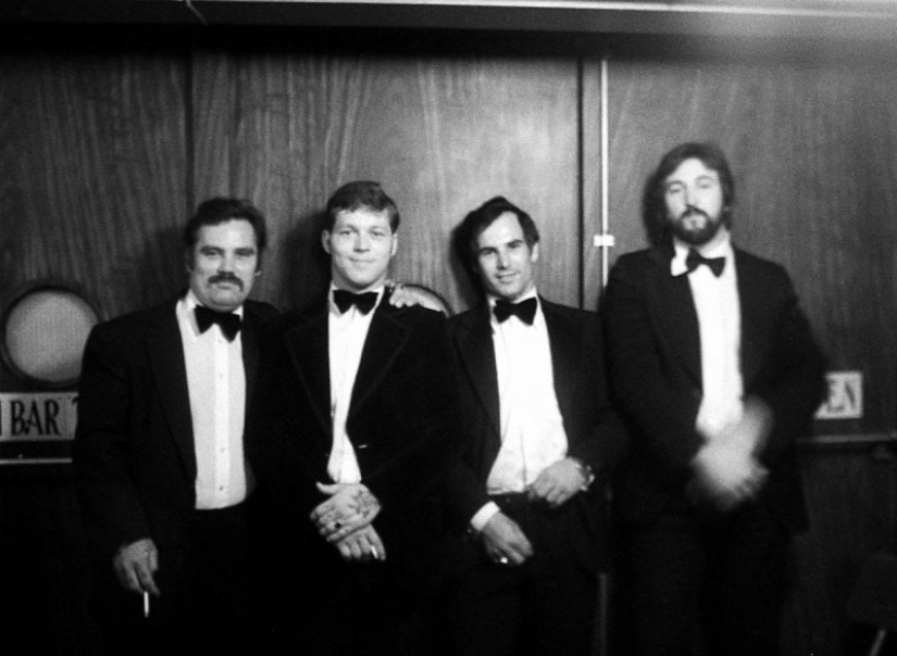 Buenos días: la "resaca" imágenes de Trevor Fletcher Buenos días: la "resaca" imágenes de Trevor Fletcher