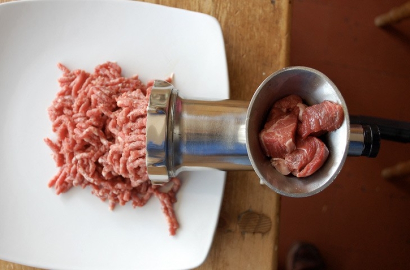 Burger: the history of the dish that conquered the whole world Burger: the history of the dish that conquered the whole world