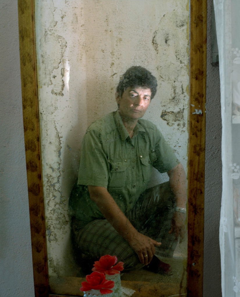 Burnesha: Mujeres-Hombres de Albania Burnesha: Mujeres-Hombres de Albania