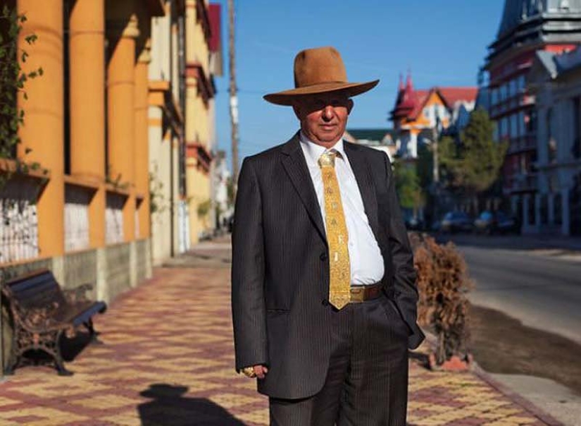 Buzescu is the capital of Gypsy millionaires Buzescu is the capital of Gypsy millionaires